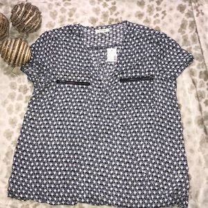 New Maurice’s Croft front blouse